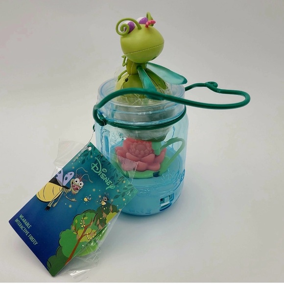 NWT Disney Parks Tiana’s Bayou Adventure Wearable Interactive Ray Firefly Tiana - Picture 4 of 4